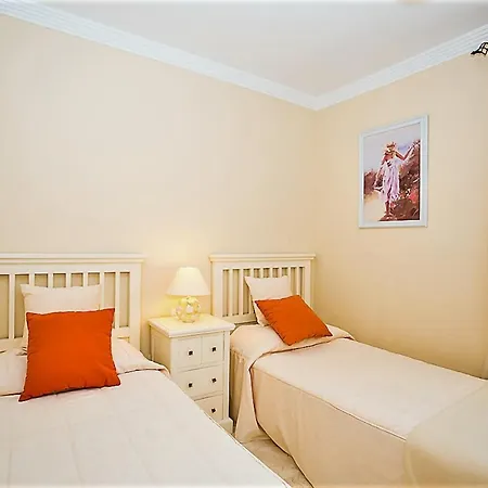 شقة R5 Penthouse In Elviria ماربيا