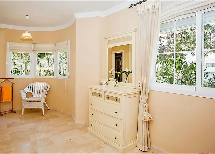 R5 Penthouse In Elviria Apartament