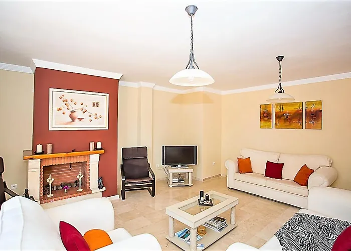 R5 Penthouse In Elviria Marbella